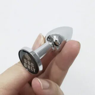 سدادة الشرج المعدنية: رمز الرغبة الجريئة ومتعة لا مثيل لها